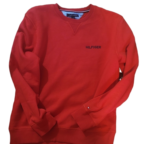 Tommy Hilfiger Men's Red Pullover Sweatshirt Size Large - Picture 1 of 5